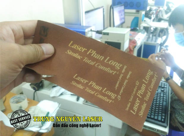 Khắc logo, hoa văn, hình ảnh lên da giả, da thật, da nhân tạo bằng laser giá rẻ